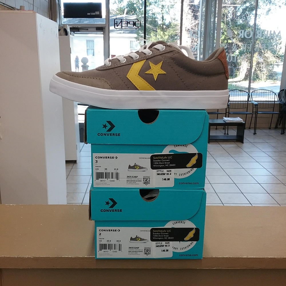 Converse Courtland T OX